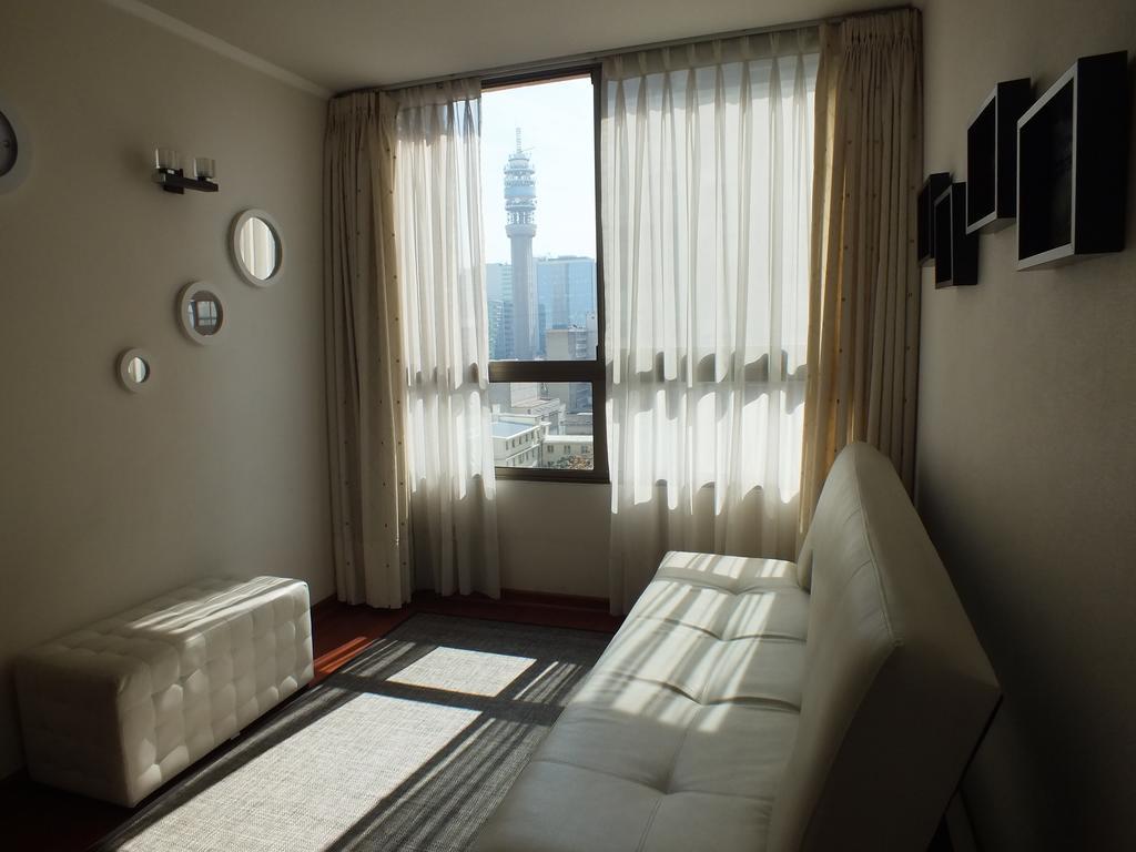 Sys Suites Tarapaca Santiago Phòng bức ảnh